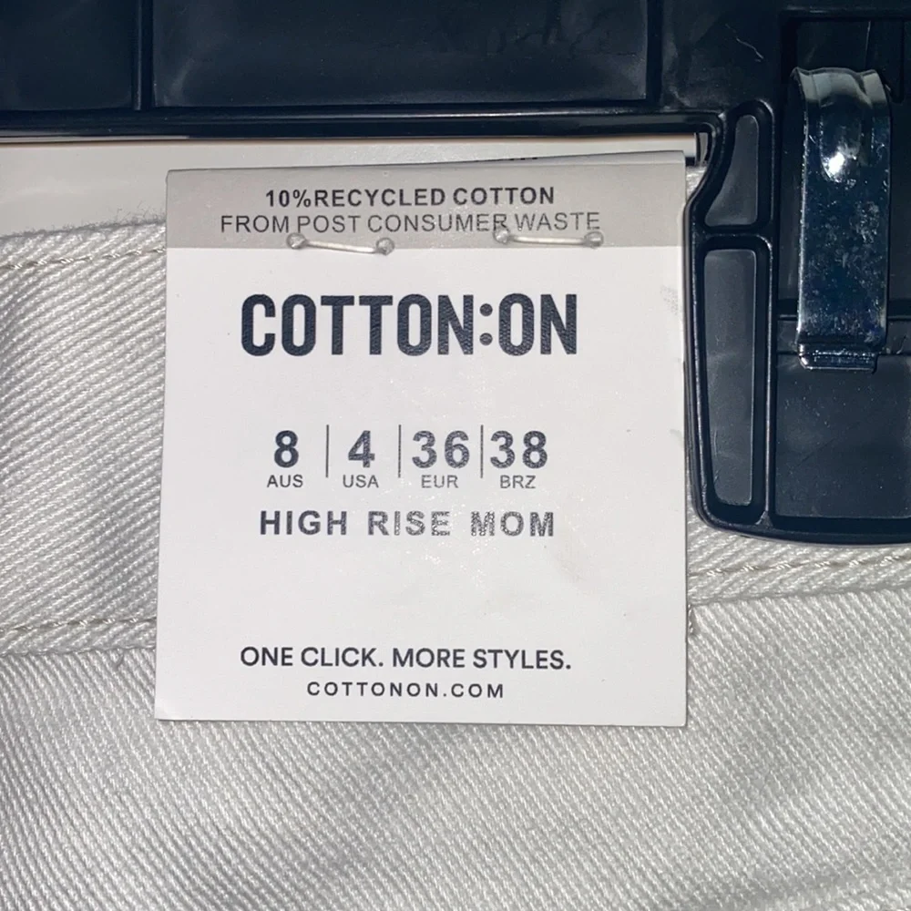 Cotton On High Rise Mom Shorts (3 for $10) - Picture 4 of 5